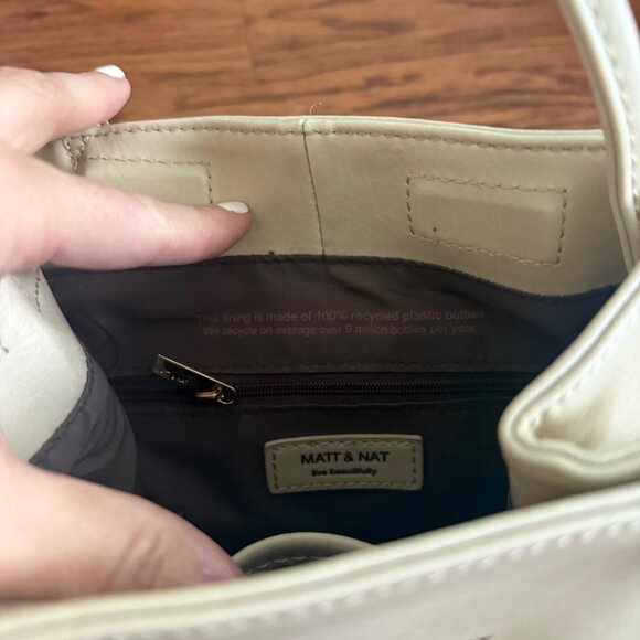 Matt & Nat Vegan Handbags, Willa Small Small Tote Cruelty-Free, Animal Free - Picture 4 of 9